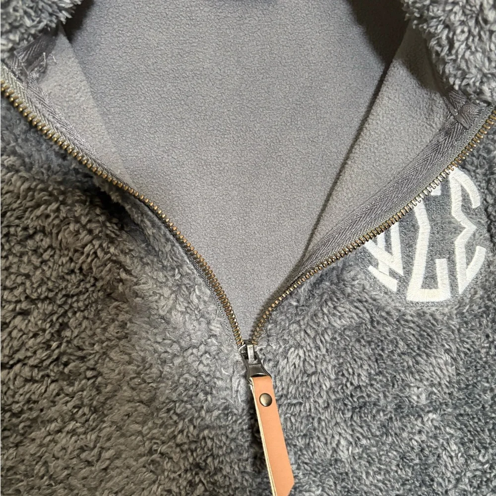 Charles River Apparel Women's Fleece Pullover in Dark Gray,Size S,100% Polyester